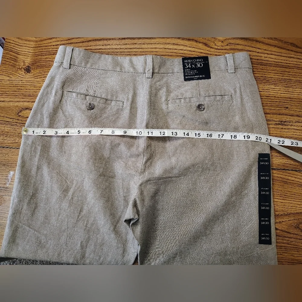 Banana Republic Men's Aiden Chino Slim Leg Linen High Rise Pants sz 34x30, Tan.